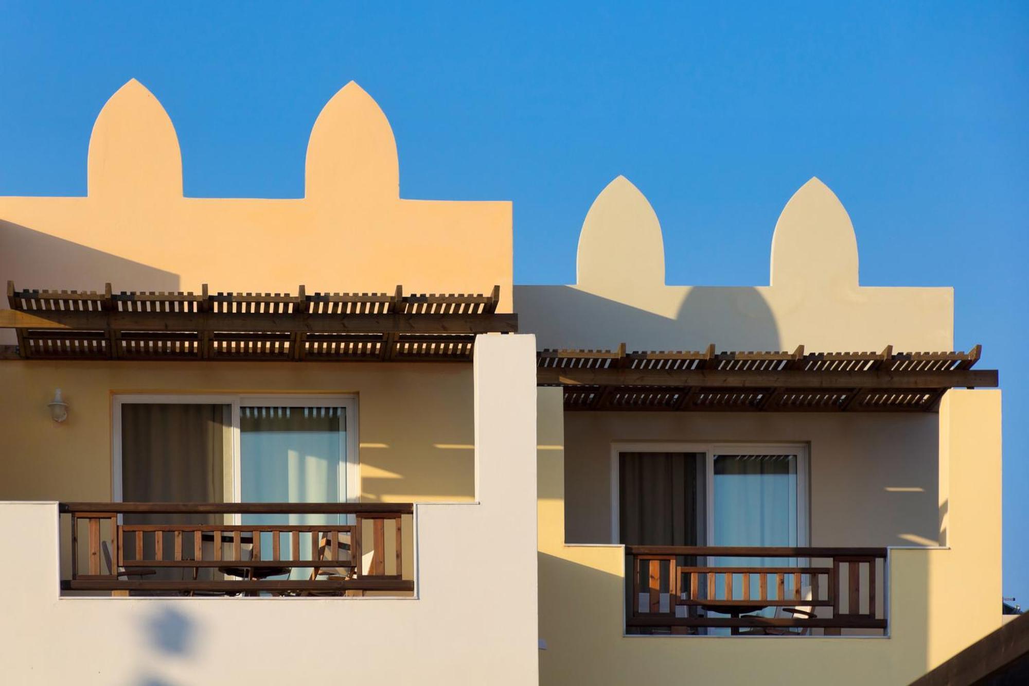 Gaia Palace Marmari  Exterior photo