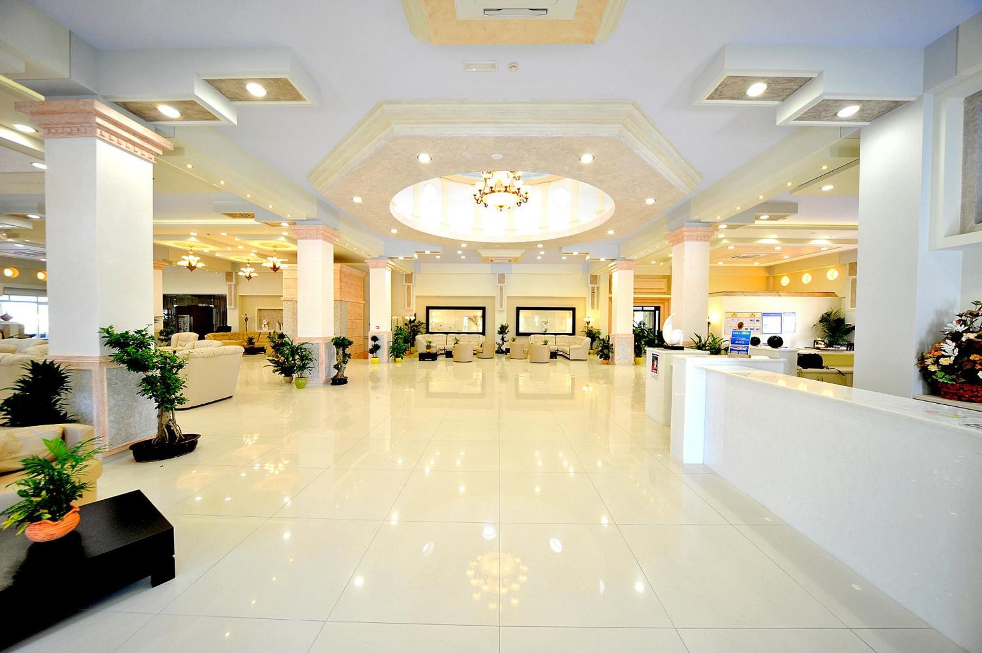 Gaia Palace Marmari  Exterior photo