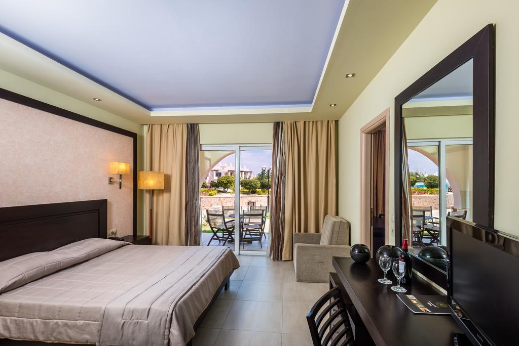 Gaia Palace Marmari  Exterior photo
